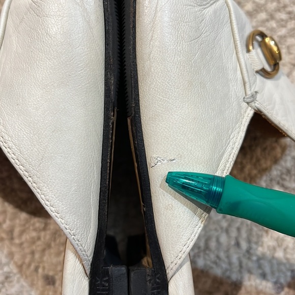 SOLD!!!Gucci Princeton Leather Flat Loafers w/ Goldtone Horsebit Buckle. - Picture 13 of 13